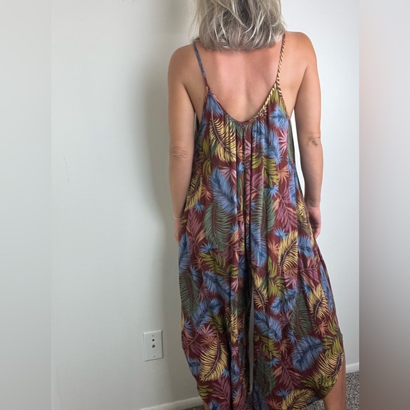 Final Touch Tropical Leaf Print Boho Jumpsuit size Medium - Picture 2 of 9